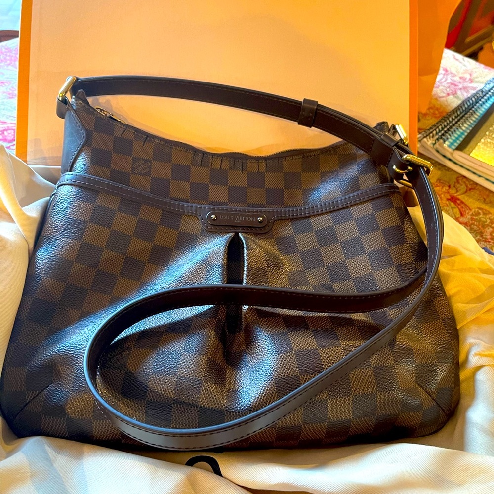 Louis Vuitton Bloomsbury Damier Ebene Pm Crossbody bag.